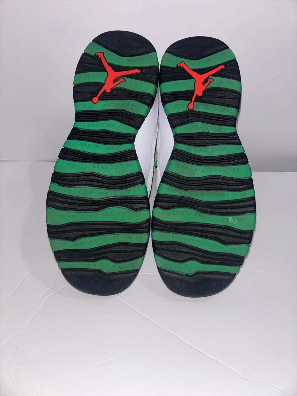 Air Jordan 10 Retro 30TH GG lace up shoes White Green Black Boys Size 5.5